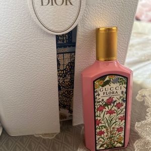 full Bottle of Gucci Flora
